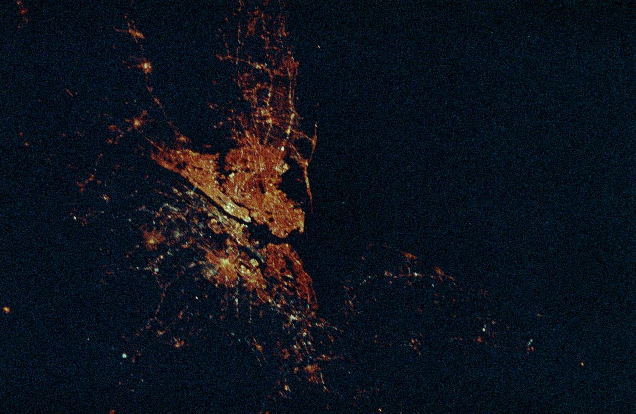 STS-36 night Earth observation of New York City, New York